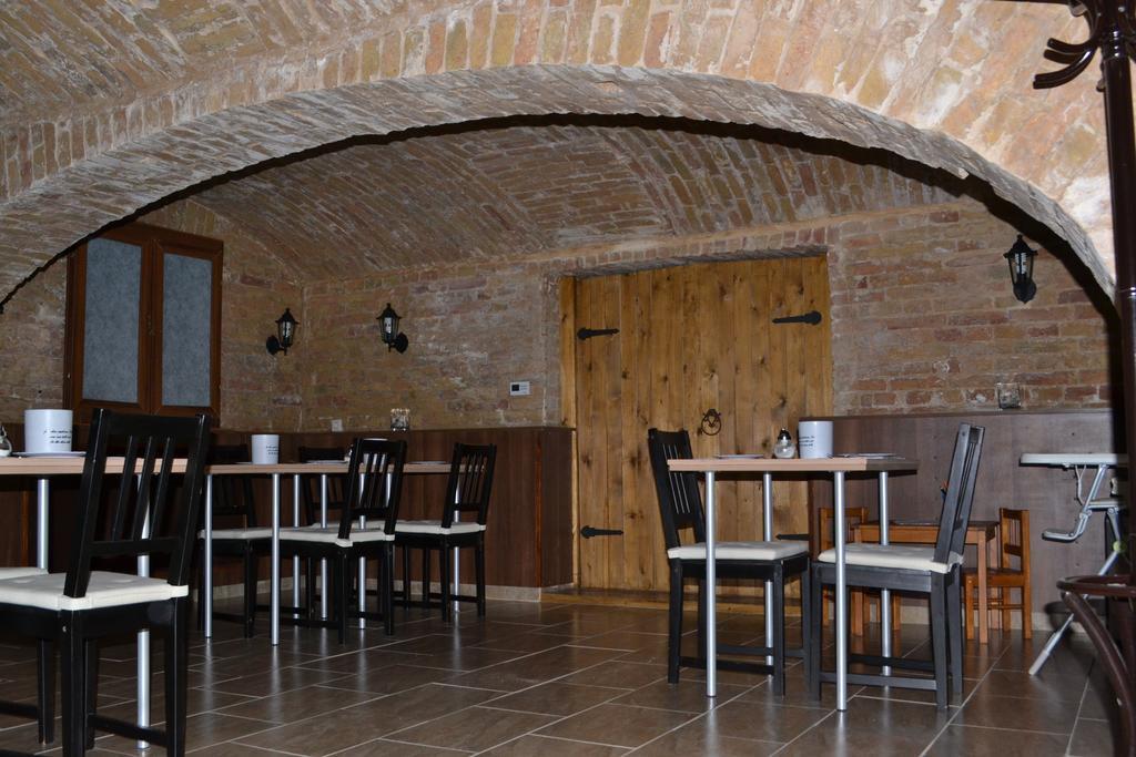 Caesar Panzio Otel Pápa Dış mekan fotoğraf